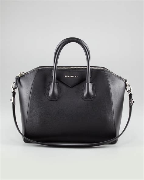 givenchy black leather antigona pouch